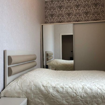 Guest House Romanadze 科布列季 外观 照片