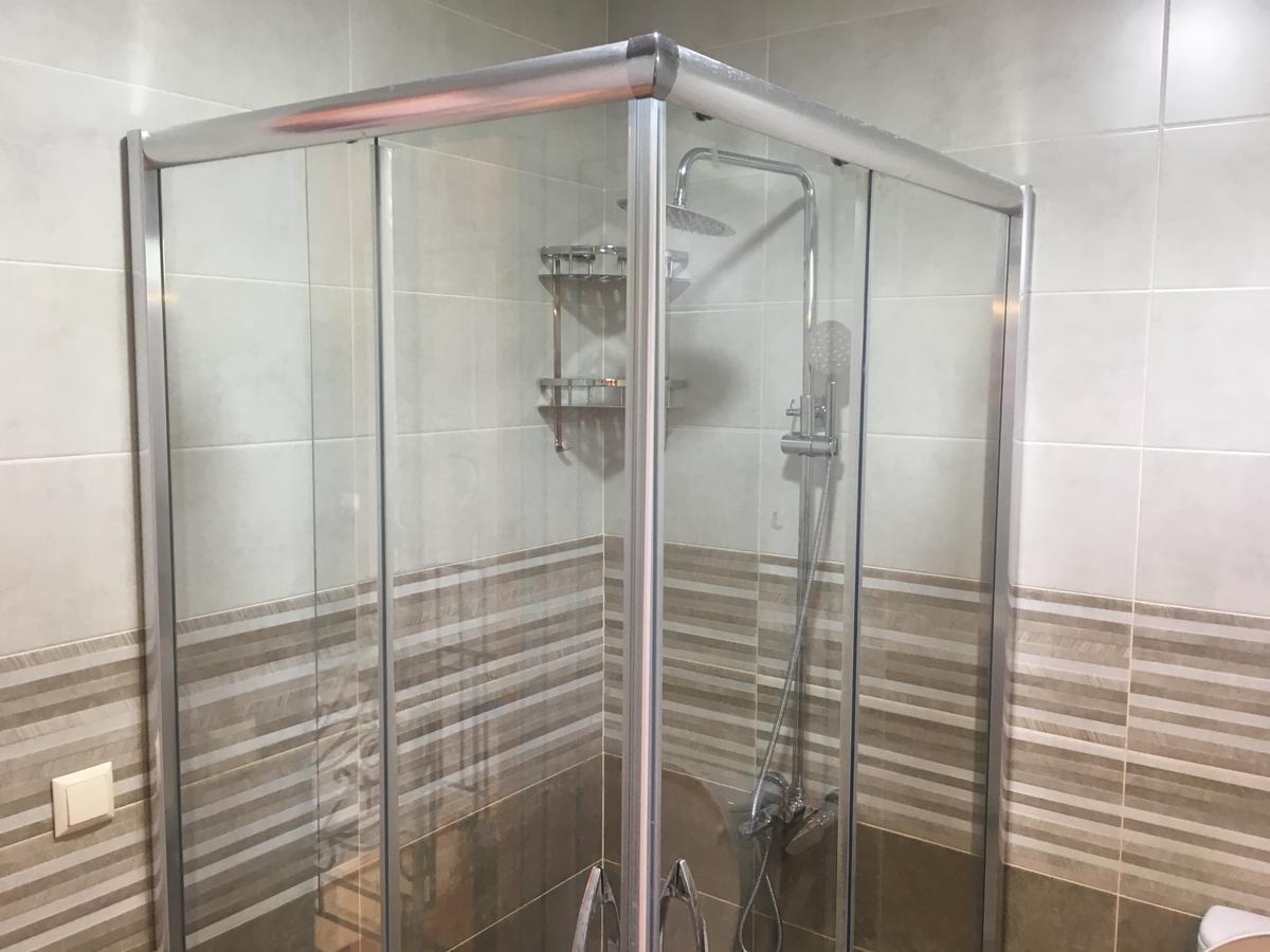 Guest House Romanadze 科布列季 外观 照片