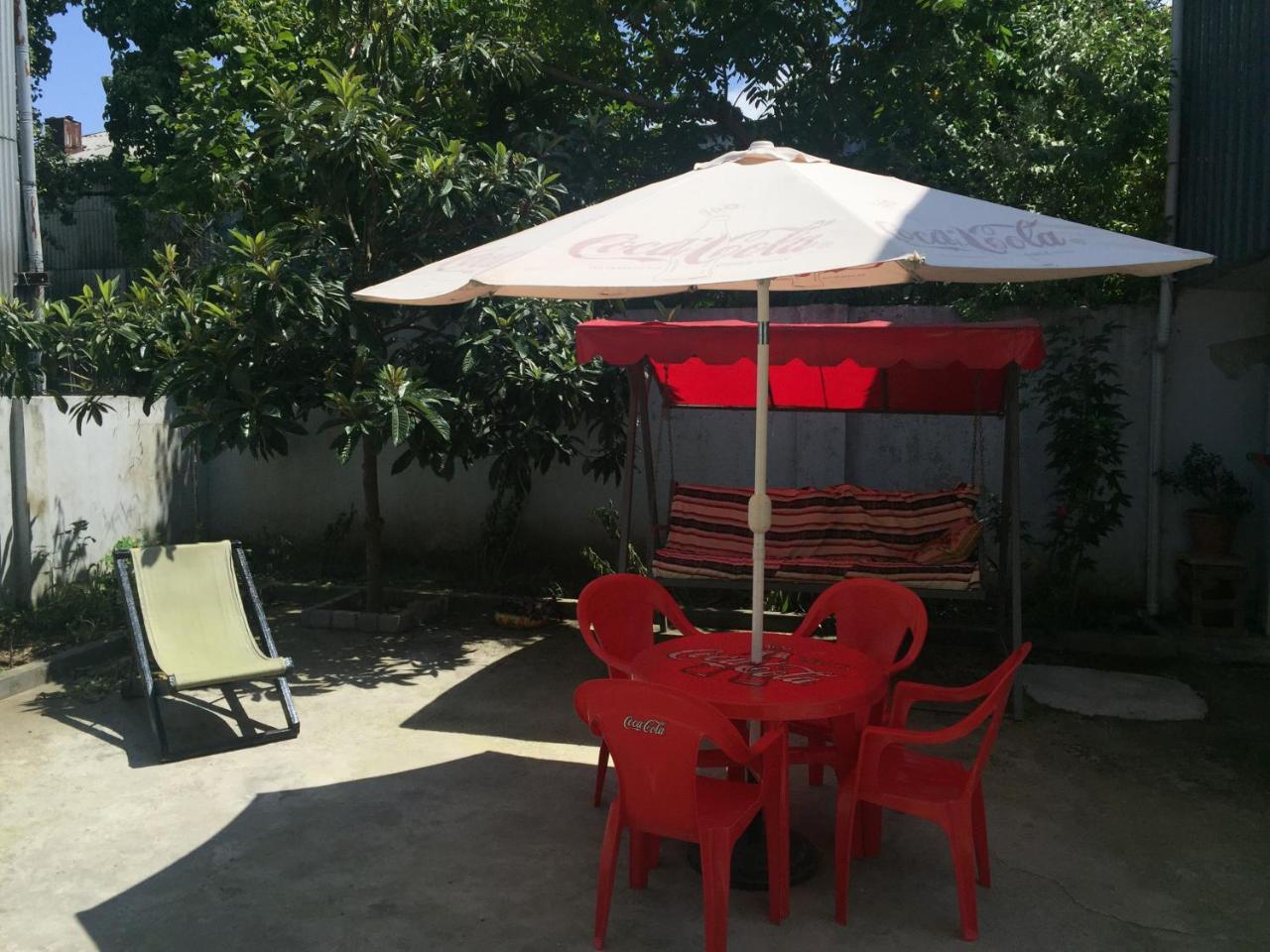 Guest House Romanadze 科布列季 外观 照片